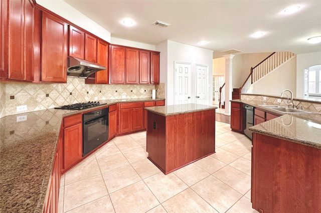 8307 Rosetrail Bend Lane, Katy, TX 77494