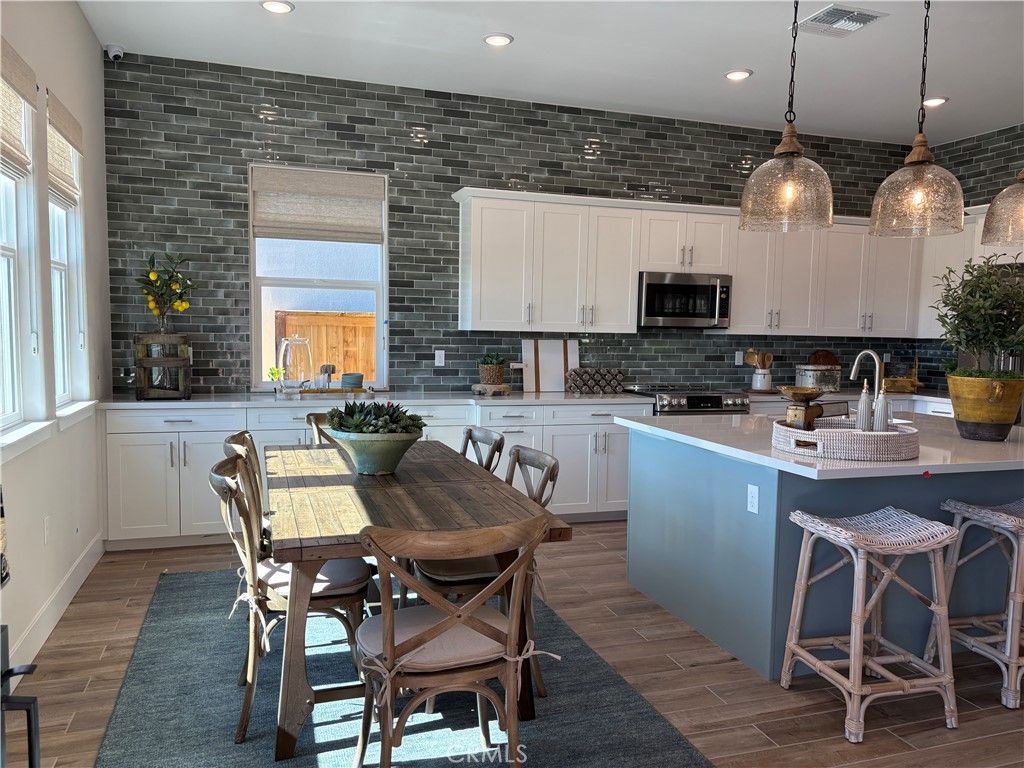 Image 2 of property listing at 1187 Jaden Lane, Paso Robles, CA 93446