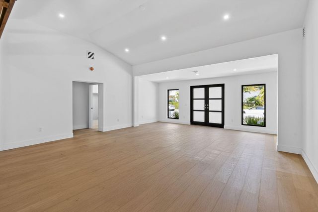 326 Palmetto Street, West Palm Beach, FL 33405