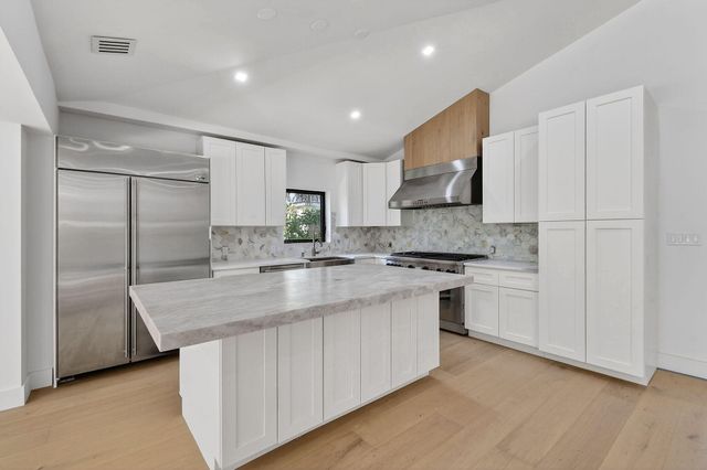 326 Palmetto Street, West Palm Beach, FL 33405