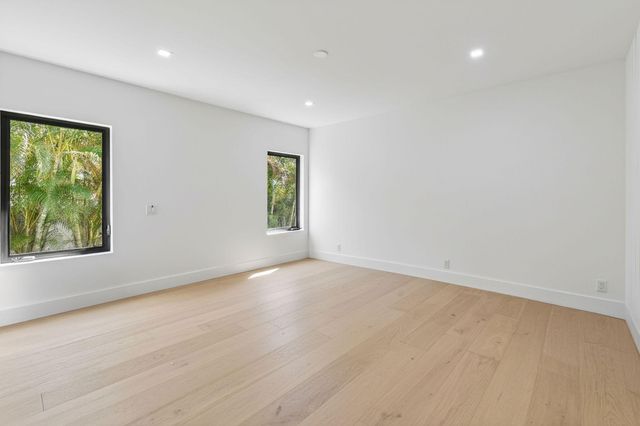 326 Palmetto Street, West Palm Beach, FL 33405