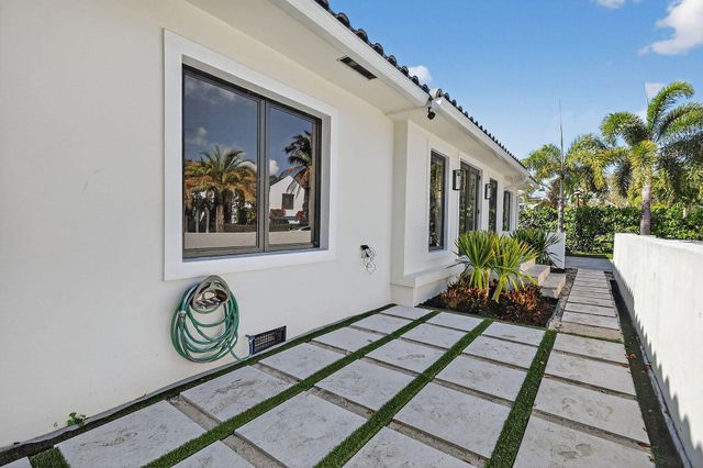 326 Palmetto Street, West Palm Beach, FL 33405