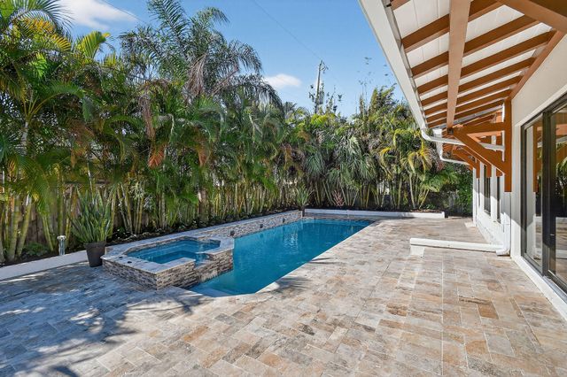 326 Palmetto Street, West Palm Beach, FL 33405