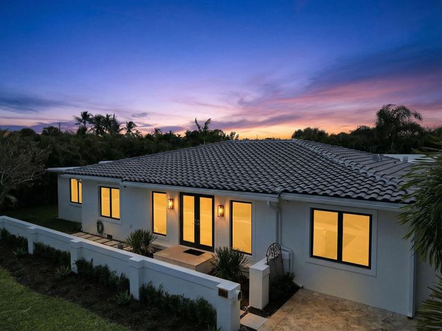 326 Palmetto Street, West Palm Beach, FL 33405