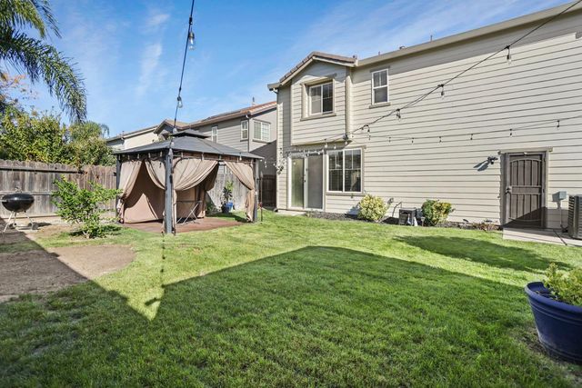 5121 Strawberry Way, Stockton, CA 95212