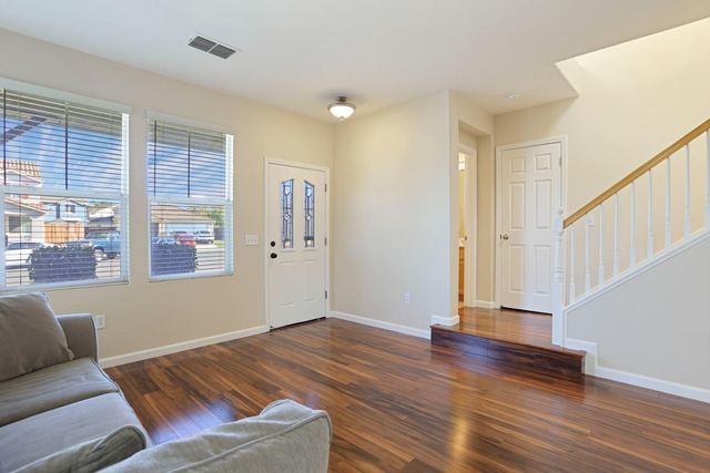 5121 Strawberry Way, Stockton, CA 95212