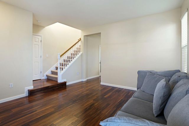 5121 Strawberry Way, Stockton, CA 95212