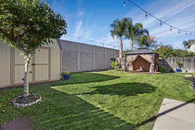 5121 Strawberry Way, Stockton, CA 95212