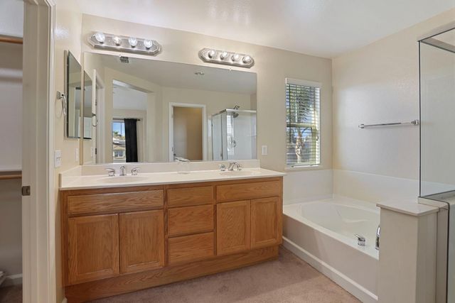 5121 Strawberry Way, Stockton, CA 95212