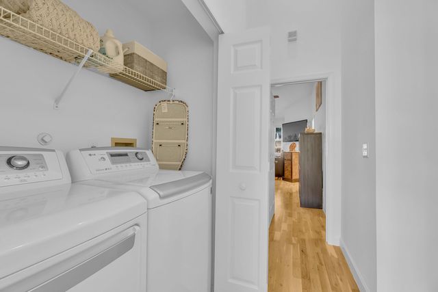 1998 NE 7th Street 102, Deerfield Beach, FL 33441