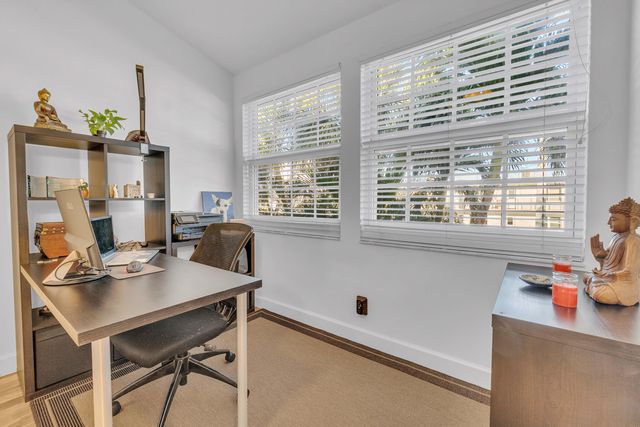 1998 NE 7th Street 102, Deerfield Beach, FL 33441