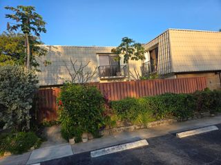 1700 Embassy Drive 512, West Palm Beach, FL 33401