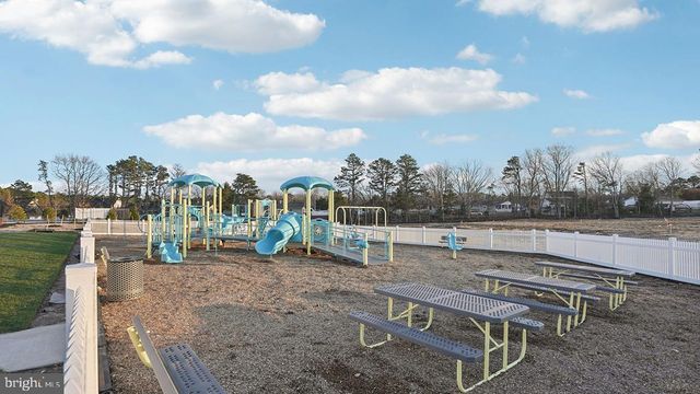 317 MONTEREY DR, Egg Harbor Township, NJ 08234