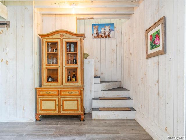 3275 Skunk Lane, Cutchogue, NY 11935