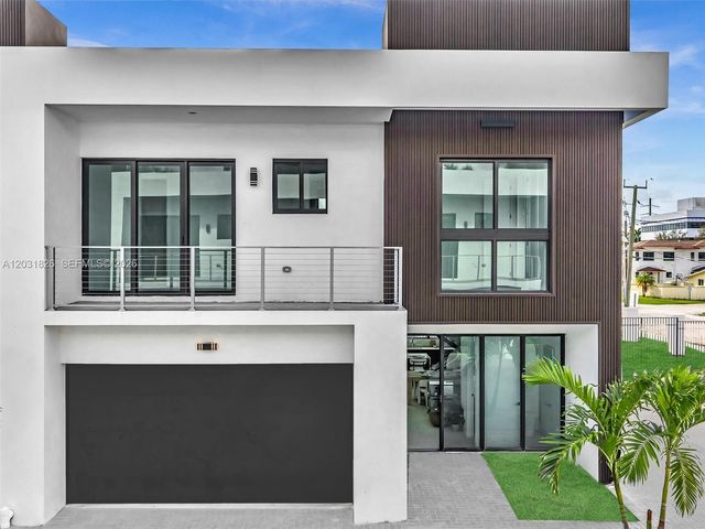 4656 SW 32nd Avenue B1, Dania Beach, FL 33312