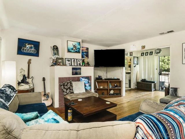 3104 N Evergreen, San Diego, CA 92110