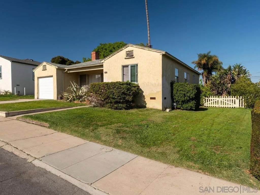 3104 N Evergreen, San Diego, CA 92110