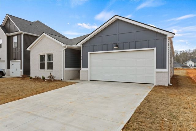 614 Silver fir Street, Piedmont, SC 29673