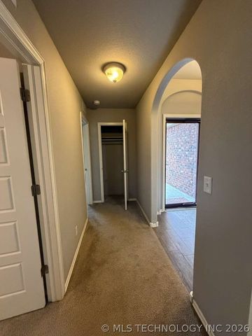 14610 E 112th Place North, Owasso, OK 74055