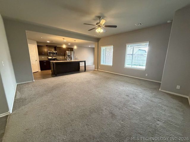 14610 E 112th Place North, Owasso, OK 74055