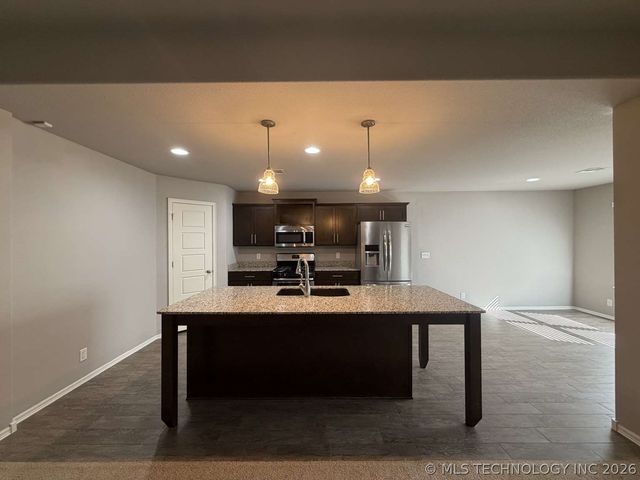 14610 E 112th Place North, Owasso, OK 74055