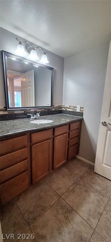1455 East Katie Avenue C28, Las Vegas, NV 89119