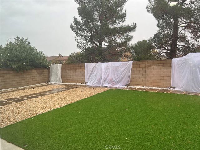 6025 W Avenue K9, Lancaster, CA 93536