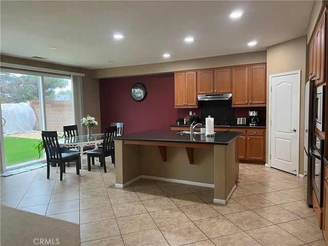 6025 W Avenue K9, Lancaster, CA 93536