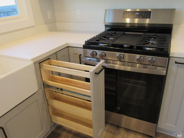 196 Church St, Sonoma, CA 95476