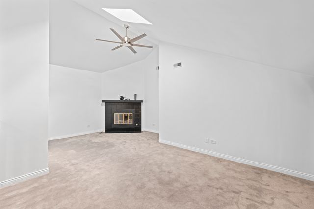 16813 81st Avenue 3S, Tinley Park, IL 60477