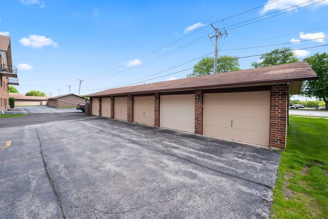 16813 81st Avenue 3S, Tinley Park, IL 60477