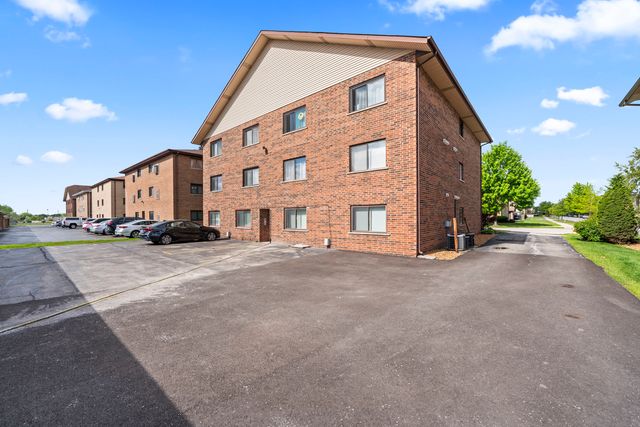 16813 81st Avenue 3S, Tinley Park, IL 60477
