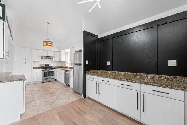 16813 81st Avenue 3S, Tinley Park, IL 60477