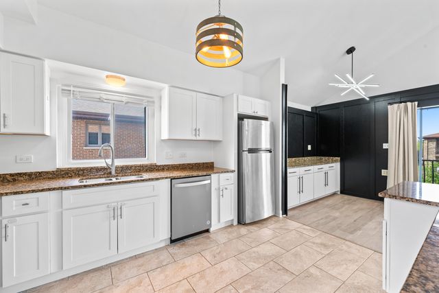 16813 81st Avenue 3S, Tinley Park, IL 60477