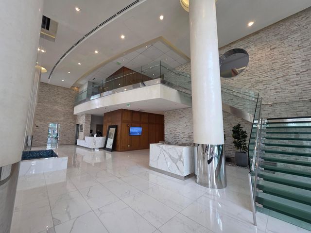 41 SE 5th Street 1917, Miami, FL 33131