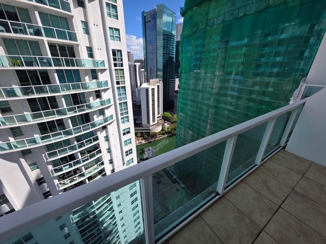 41 SE 5th Street 1917, Miami, FL 33131