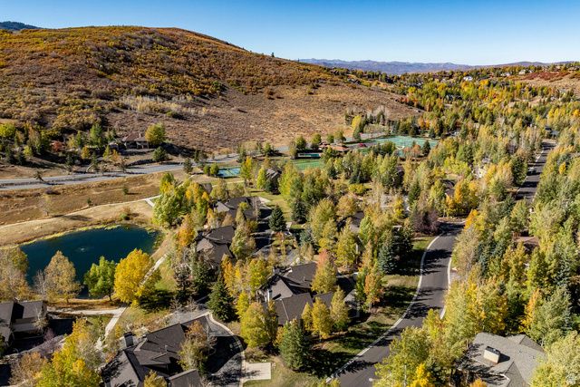 2442 DEER LAKE DR, Park City, UT 84060