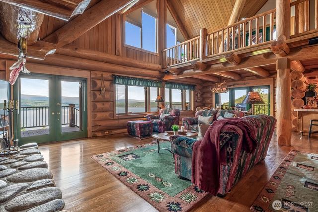 53 Combs Place, Port Townsend, WA 98368