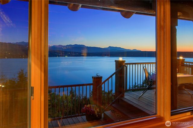 53 Combs Place, Port Townsend, WA 98368