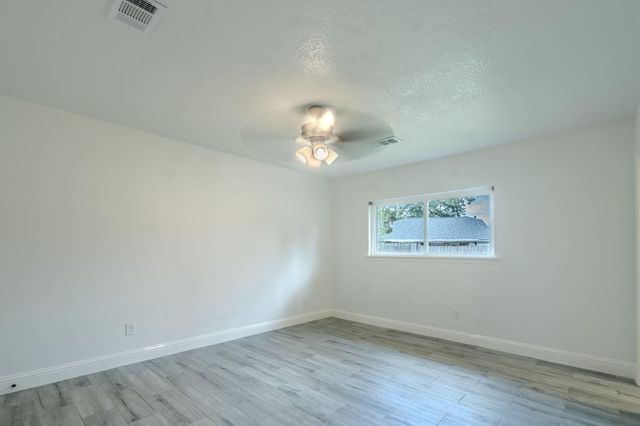 9818 Toucan Lane, Conroe, TX 77385