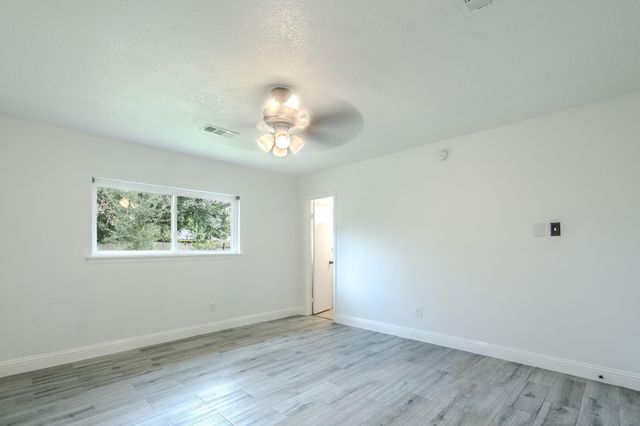 9818 Toucan Lane, Conroe, TX 77385