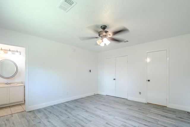 9818 Toucan Lane, Conroe, TX 77385