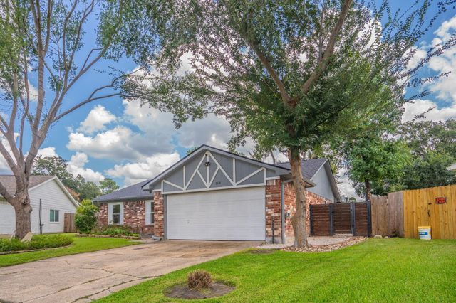 9818 Toucan Lane, Conroe, TX 77385