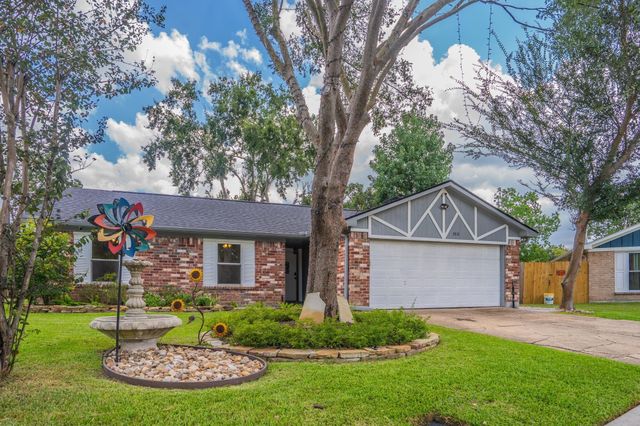 9818 Toucan Lane, Conroe, TX 77385