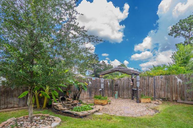 9818 Toucan Lane, Conroe, TX 77385