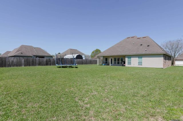 2263 Zelmere St, Zachary, LA 70791