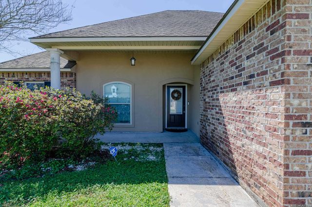 2263 Zelmere St, Zachary, LA 70791