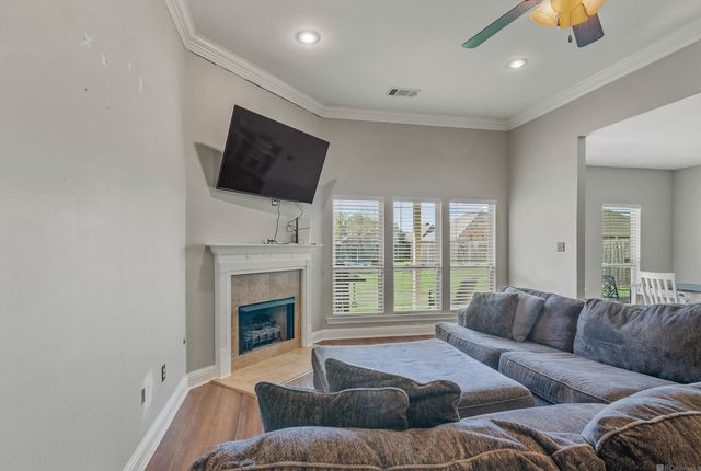 2263 Zelmere St, Zachary, LA 70791