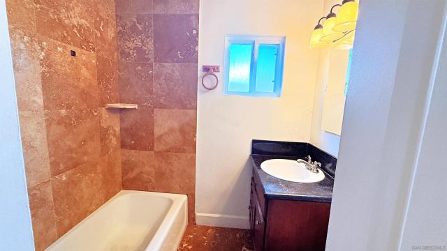 1605 N Mollison Avenue, El Cajon, CA 92021