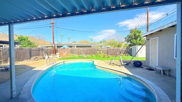 1605 N Mollison Avenue, El Cajon, CA 92021